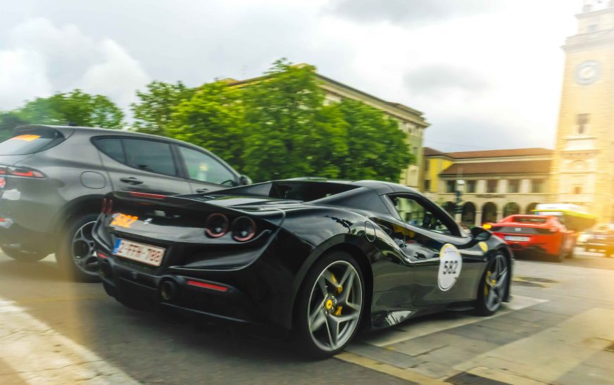 Car Rental Dubai – The Ultimate Mobility Solution for Business Travelers